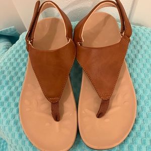Ankle strap style toe sandals. Size 6, new